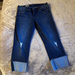 Kut from the Kloth Cameron Straight Leg Cropped Jean size 10